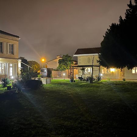 فيلا Batisse En Pierre XVII Siecle 115 M² Avec Terrasse أمباريه إيه لاغراف المظهر الخارجي الصورة
