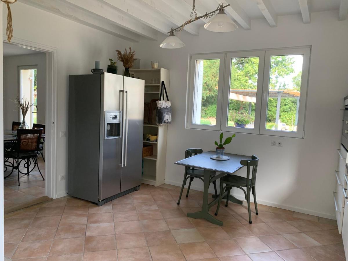 فيلا Batisse En Pierre XVII Siecle 115 M² Avec Terrasse أمباريه إيه لاغراف المظهر الخارجي الصورة
